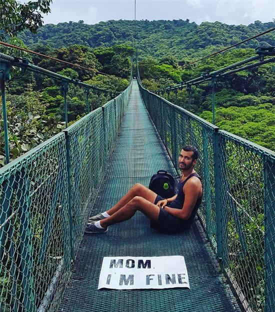 trai đẹp du lịch