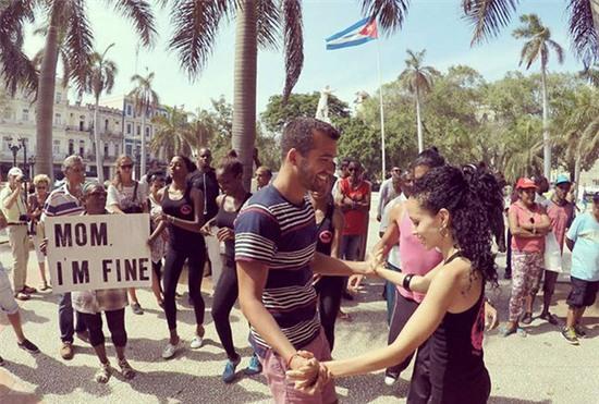 trai đẹp du lịch