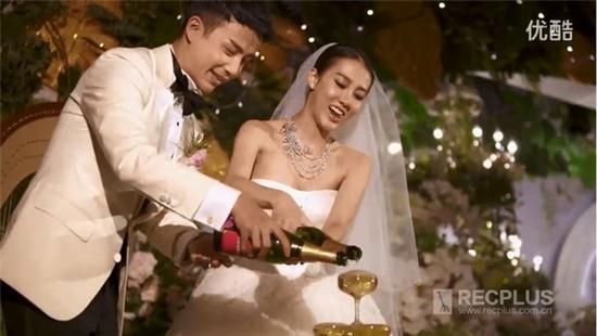 đám cưới ngôn tình