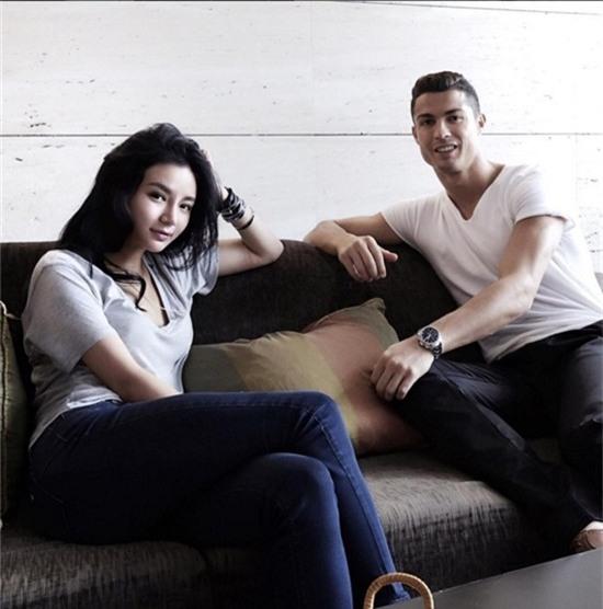 Cuộc sống vương giải của vị thiếu gia đẹp trai giàu nhất Singapore - Ảnh 7.