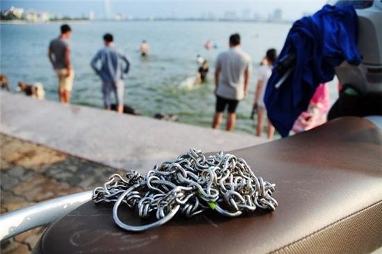 nang nong cuc dinh, nguoi hn dua cho cung ra ho tay tam cung hinh anh 4