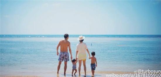 Đủ cách để khoe cục cưng hay ho như các sao Hoa Ngữ - Ảnh 13.