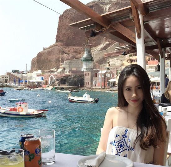 Vừa giàu, vừa xinh, vừa giỏi: Đây chính là hot girl số 1 của Lào, và cô ấy là người gốc Việt! - Ảnh 23.