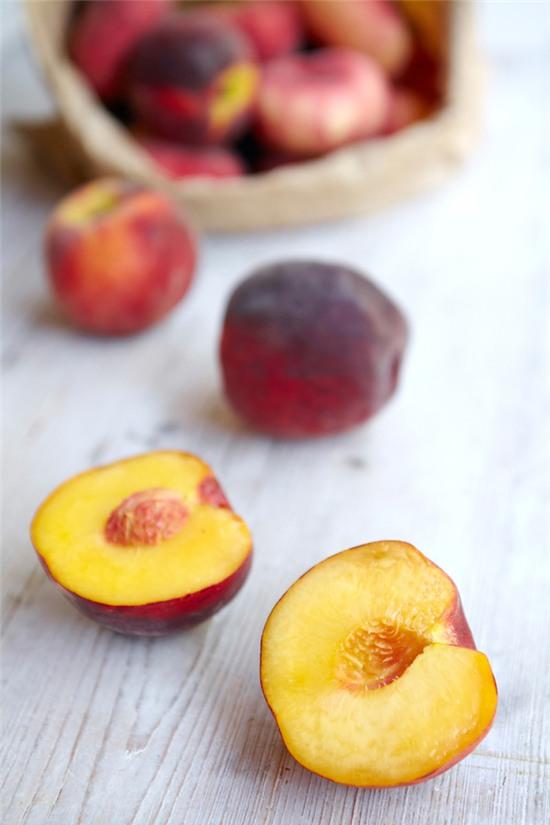 5 loại hoa quả không nên ăn vào mùa hè nếu muốn da sạch mụn - Ảnh 2.