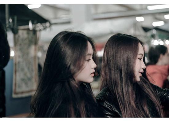 Loạt ảnh chụp với chị gái ruột chứng minh vẻ đẹp của hot girl Lào gốc Việt là do di truyền - Ảnh 11.