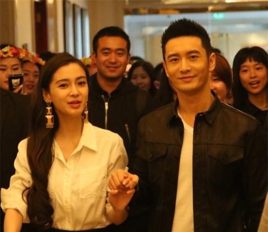 huynh-hieu-minh-au-yem-nam-tay-thi-tham-voi-vo-2