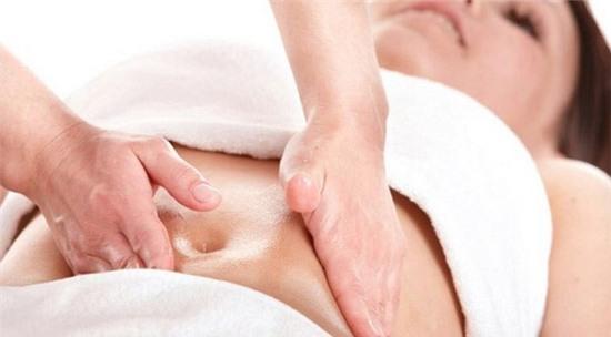 massage giảm mỡ bụng 