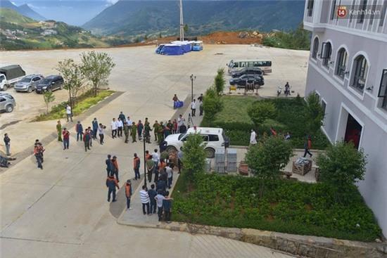 Thi thể du khách người Anh được chuyển về Sa Pa trong sự ngóng chờ mòn mỏi của người thân - Ảnh 11.