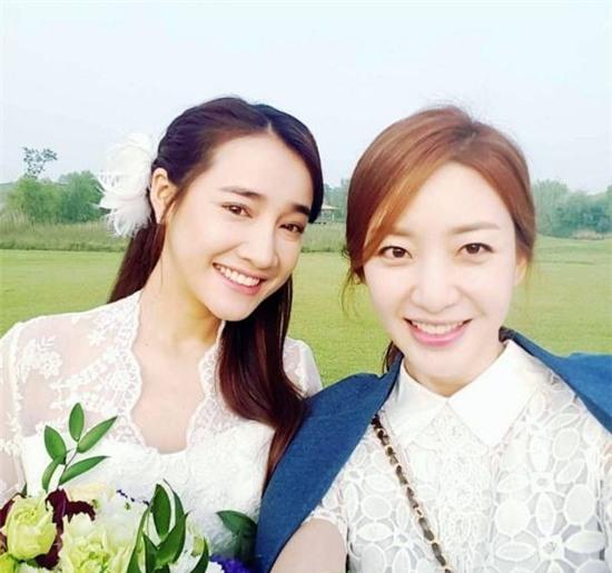 Lộ ảnh Nhã Phương mặc váy cưới trong Tuổi thanh xuân 2