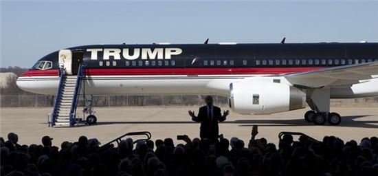 Ben trong chuyen co 100 trieu USD cua Donald Trump hinh anh 6