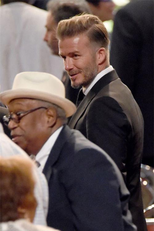 becks-mike-tyson-du-tang-le-huyen-thoai-muhammad-ali-1