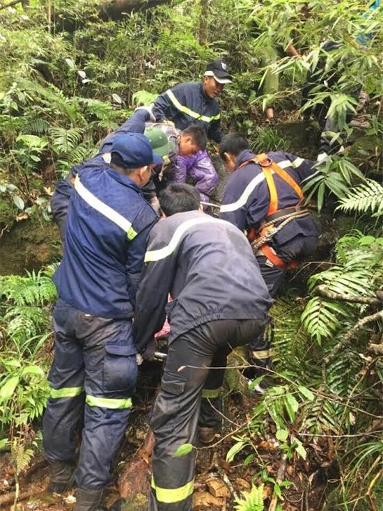 flycam, thông tin, mất tích, du khách Anh, tìm thấy thi thể du khách Anh, sử dụng ngoại cảm , nhà ngoại cảm tìm kiếm