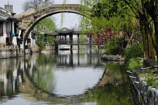 9-co-tran-trung-quoc-dep-nhu-tranh-chup-anh-lung-linh-3