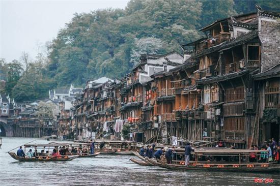 9-co-tran-trung-quoc-dep-nhu-tranh-chup-anh-lung-linh-8