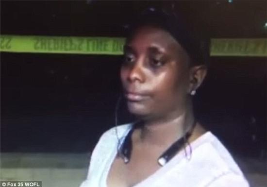 Những tin nhắn cuối cùng con trai gửi mẹ trước khi bị giết trong vụ xả súng kinh hoàng - Ảnh 1.