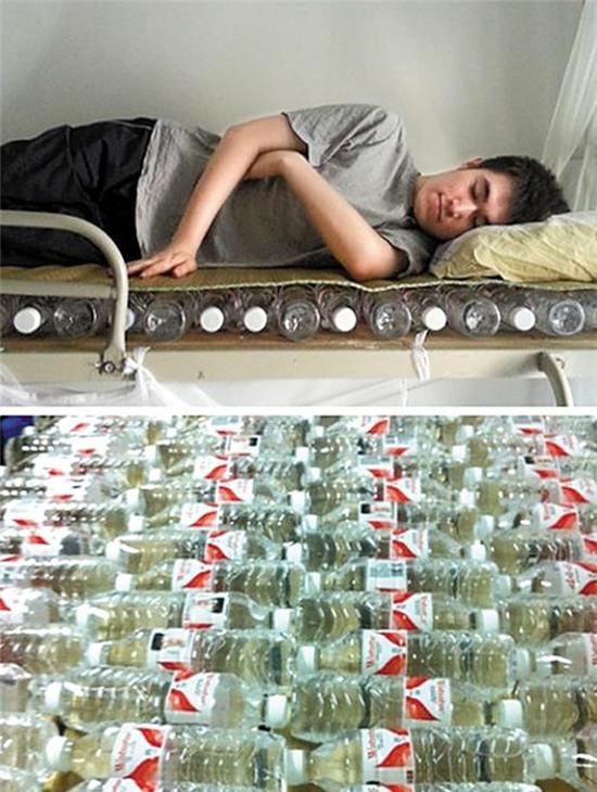 Nắng nóng kinh hoàng đã khiến người Trung Quốc thành ra như thế này đây - Ảnh 27.