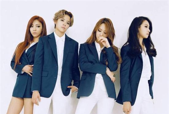 3 nhóm nhạc Hàn sắp hết hợp đồng fan lo sợ tan rã
