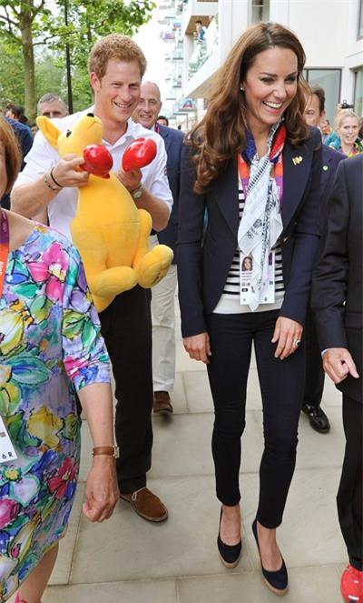 Kate's smile couldn't have been bigger when Prince Harry walked behind her carrying a giant kangaroo during the 2012 Olympics.