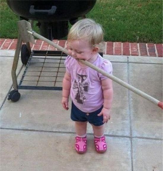 nhung hinh anh "sieu quay" cua tre con hinh anh 13