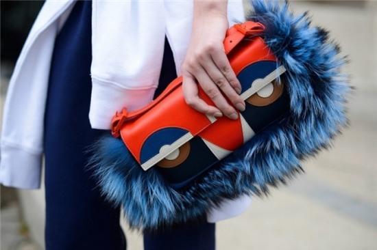 Chon mau nail phu hop voi tui xach hinh anh 5