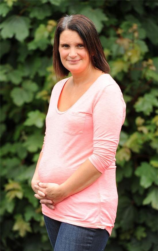 ong bo cua gia dinh lon nhat nuoc anh: 17 dua con hinh anh 3