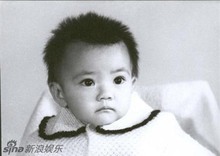 Tuyển tập bộ ảnh Khi xưa ta bé của 30 mỹ nhân hàng đầu Hoa ngữ - Ảnh 4.