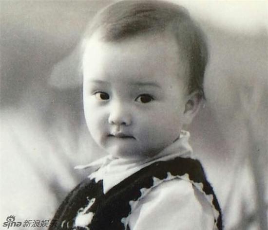 Tuyển tập bộ ảnh Khi xưa ta bé của 30 mỹ nhân hàng đầu Hoa ngữ - Ảnh 9.