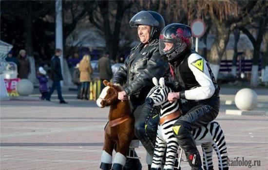 nhung chang trai "cung hon qua trung" hinh anh 8