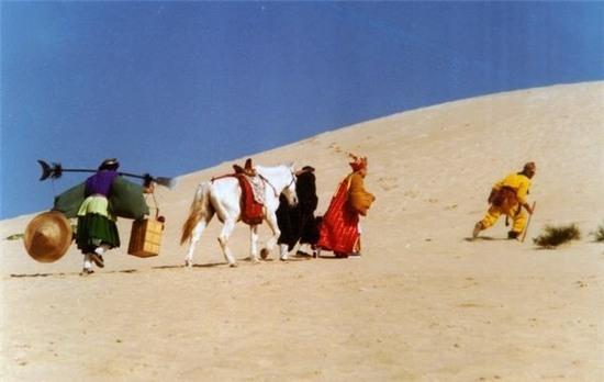 du-lich-thinh-kinh-nhu-ton-ngo-khong-trong-tay-du-ky-2