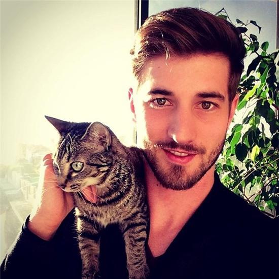 Trao luu trai dep tao dang ben meo noi tieng mang hinh anh 3