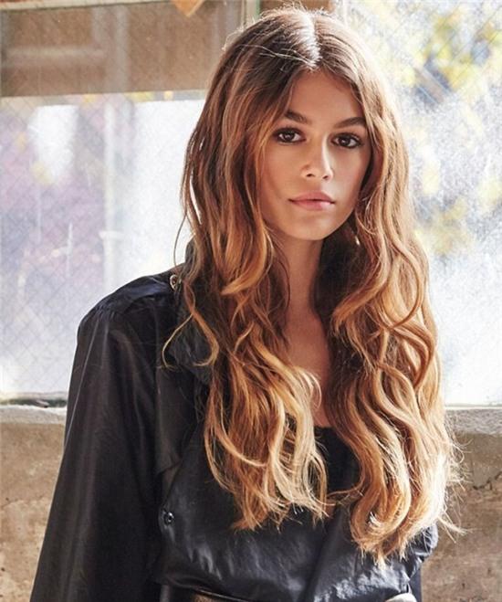 Huyền thoại sắc đẹp Cindy Crawford sinh ra 2 người con cũng xuất sắc không kém - Ảnh 24.