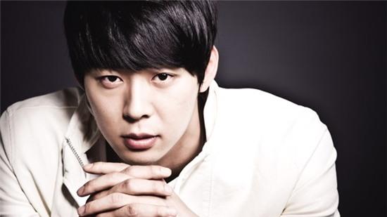 Nan nhan xam hai doi Park Yoochun boi thuong 1 ty won hinh anh 1