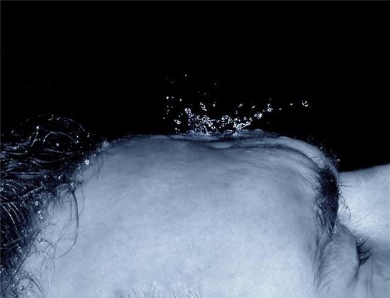 Giọt nước tử thần: Biện pháp hủy diệt tinh thần khủng khiếp nhất - Ảnh 2.