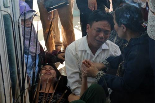 vu be 10 tuoi chet duoi o be boi: nha truong 'tiep tay' be boi chui hinh anh 1