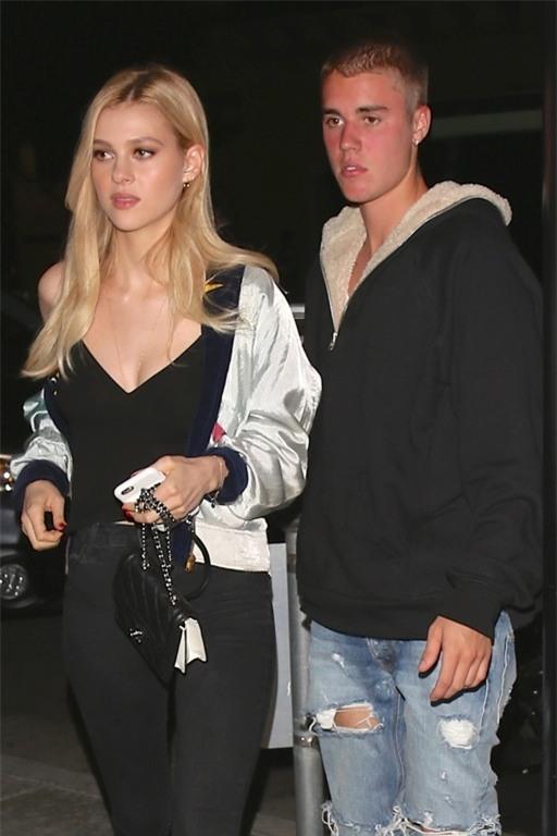 Justin Bieber đã qua đêm nhiều lần với mỹ nhân Transformers - Ảnh 1.