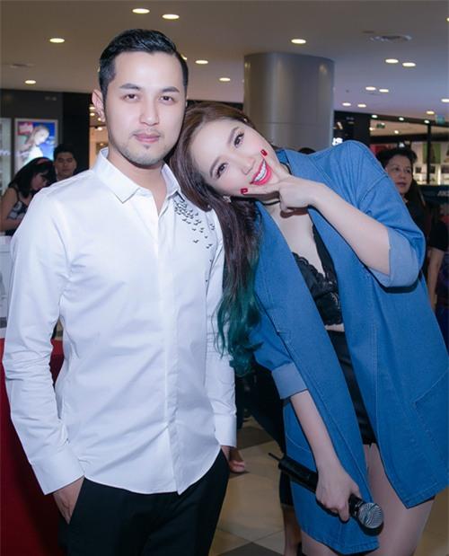 10-nguoi-anh-em-dep-trai-nhu-tai-tu-cua-sao-viet-9