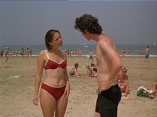Sự lôi cuốn của những bộ đồ bơi trong phim Pháp những thập niên trước - Ảnh 2.