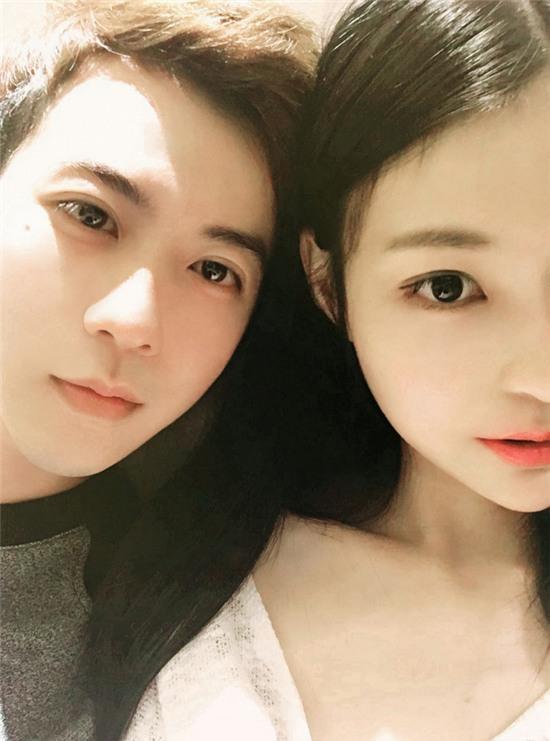 Gia đình bố đẹp trai, mẹ xinh gái, con đáng yêu khiến người khác GATO - Ảnh 2.