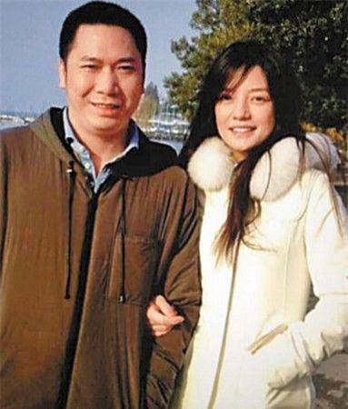 Triệu Vy úp mở chuyện ly hôn với đại gia Huỳnh Hữu Long? - Ảnh 1.