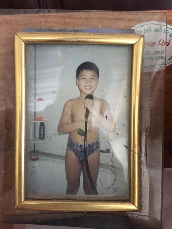 ky-han-khoe-anh-doc-ngay-be-cua-mac-hong-quan