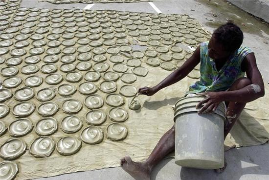 Hóa ra trên thế giới có nhiều người cạp đất ra mà ăn lắm đấy! - Ảnh 12.