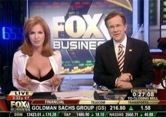 MC lộ hàng, MC khoe nội y, MC truyền hình, truyền hình, MC