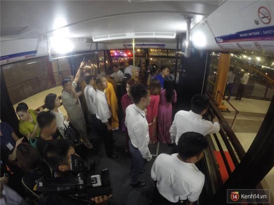 Cận cảnh cáp treo mới với cabin có sức chứa 230 người tại Quảng Ninh - Ảnh 21.