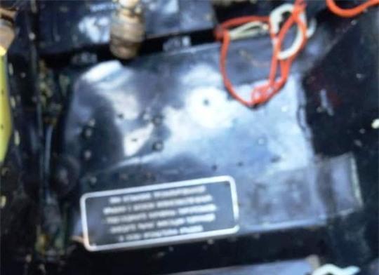 Những ký hiệu phía sau là căn cứ quan trọng để xác minh nguồn gốc của chiếc ghế