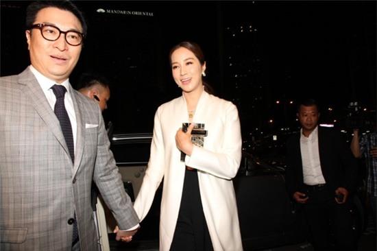 tù tủ kỳ khoe trang súc 64 triẹu usd di du tiẹc cung chòng tỷ phú - 3