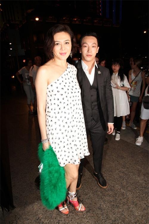 tù tủ kỳ khoe trang súc 64 triẹu usd di du tiẹc cung chòng tỷ phú - 6