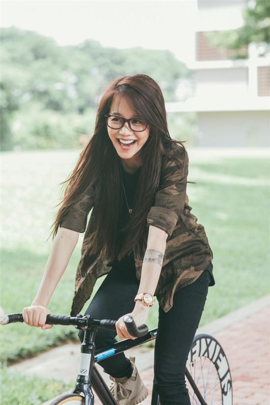 Xem lại ảnh street style để thấy An Nguy đã uốn mình vì The Face ra sao - Ảnh 4.