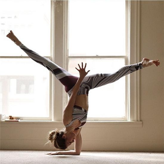 Tự tập gym và yoga tại nhà sai cách gây nguy hiểm sức khỏe - Ảnh 2.