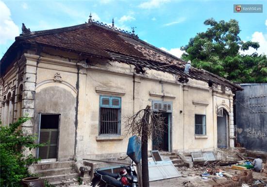Biệt thự cổ hơn 100 năm tuổi ở Sài Gòn bị đập bỏ khiến nhiều người tiếc nuối - Ảnh 5.