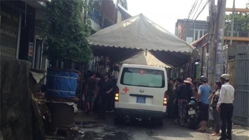 Vụ cháy 4 người chết: Đau đớn dãy quan tài xếp cạnh nhau - Ảnh 2